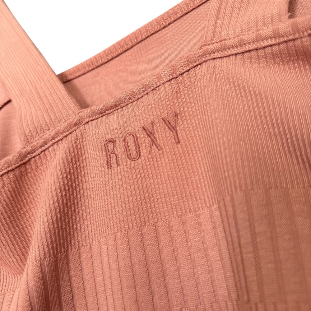 Roxy Ribbed and Cropped Tank Top - Picture 7 of 7
